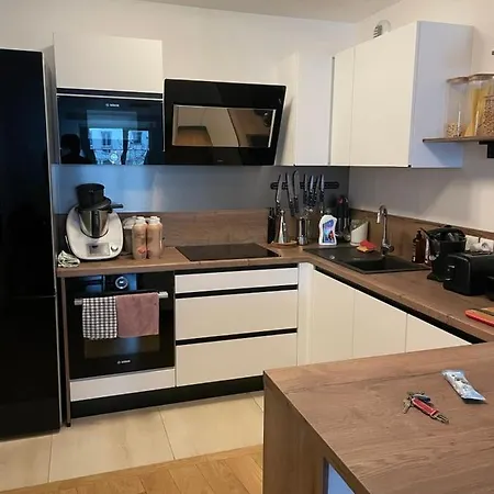 Lägenhet Cosy 48m Near La Villette Paris